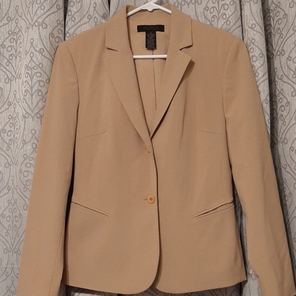Limited tan blazer - Picture 3 of 5